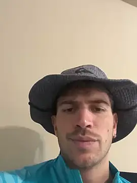 Snapshot of shuki0101 chatting on March 2025 04:02:01 PM shuki0101 online show from March 2025 04:02:01 PM