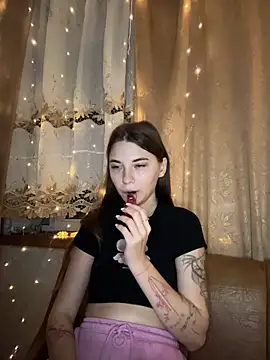 Snapshot of MrrKate chatting on December 2025 08:57:01 PM MrrKate online show from December 2025 08:57:01 PM