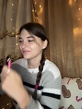 Snapshot of MrrKate chatting on December 2025 09:44:02 PM MrrKate online show from December 2025 09:44:02 PM