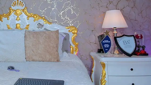 ScarlettWallace online show from March 2025 06:23:02 PM