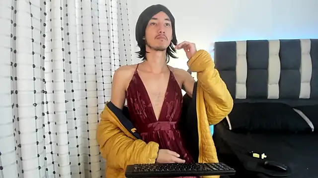 loverisu-coral online show from January 2026 08:33:01 PM