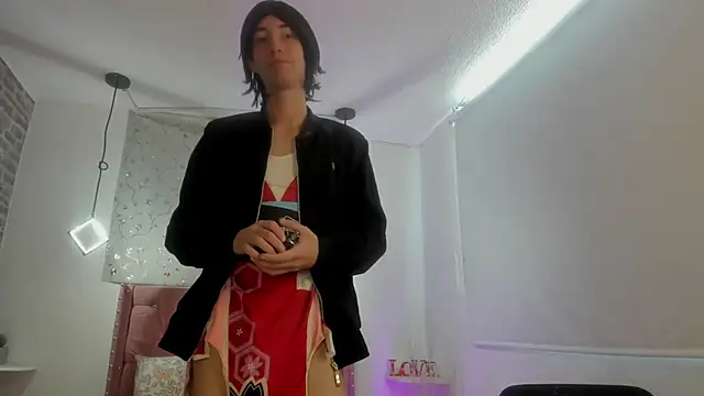 loverisu-coral online show from February 2026 08:18:01 PM