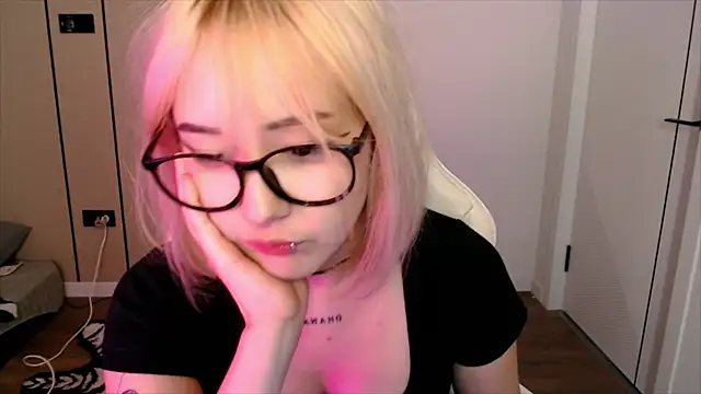 ka00ru chan online show from July 2026 01:24:02 PM