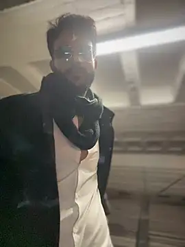 YJeromZCoxk online show from March 2025 04:07:02 PM