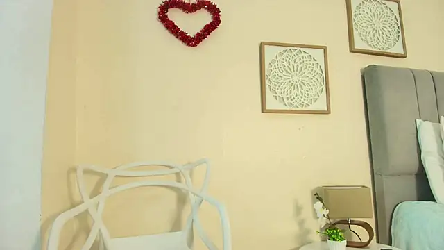 mary cute9 online show from March 2026 12:05:03 PM