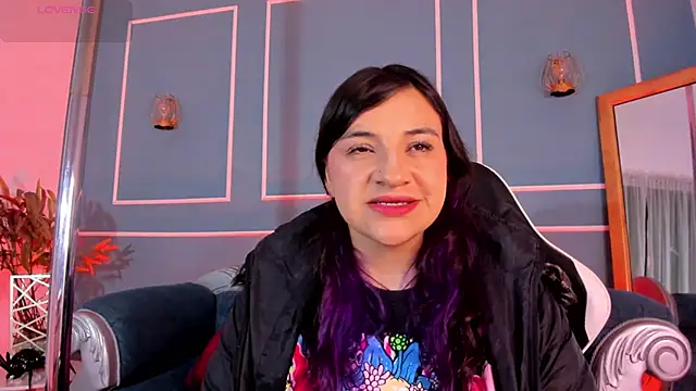 TaraTaylorr online show from November 2025 02:32:02 AM