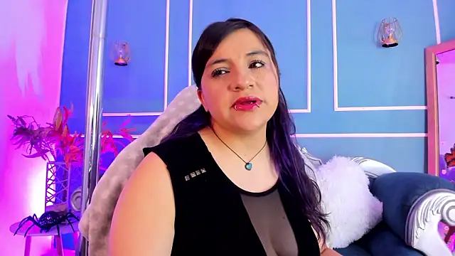 TaraTaylorr online show from March 2026 05:44:01 AM