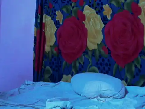 Ladyzee25 online show from February 2026 04:58:02 PM