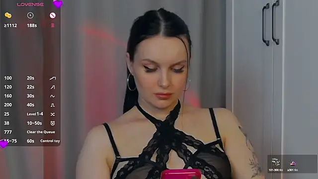 Miss Vic online show from March 2025 09:08:02 PM