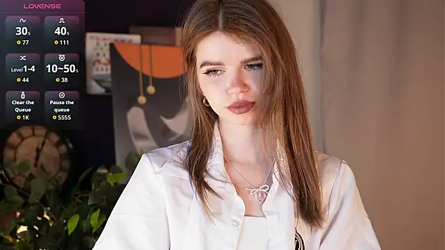 AmityDilley online show from October 2025 04:10:01 AM