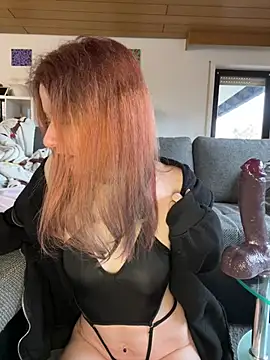 SweetSeraphine online show from March 2025 03:58:02 PM