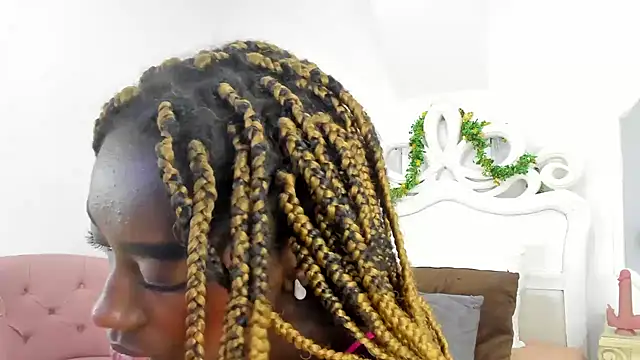 Snapshot of SamantaMarquez chatting on March 2025 07:31:01 PM SamantaMarquez online show from March 2025 07:31:01 PM