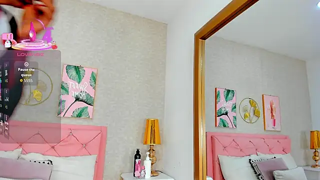 Snapshot of SamantaMarquez chatting on April 2026 03:07:02 AM SamantaMarquez online show from April 2026 03:07:02 AM