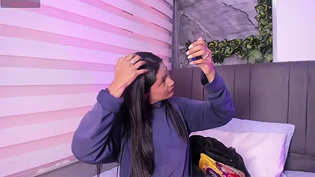 Fernanda liie  online show from November 2025 12:38:01 PM