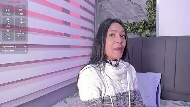 Fernanda liie  online show from December 2025 12:25:01 PM