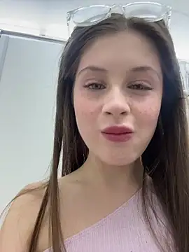 Snapshot of melicious_ chatting on February 2026 05:04:01 AM melicious online show from February 2026 05:04:01 AM