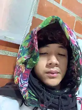 Snapshot of chillcol chatting on March 2025 12:45:01 PM chillcol online show from March 2025 12:45:01 PM