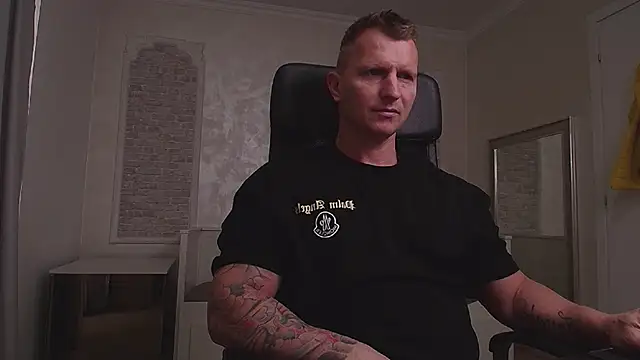 RomeoMalcolm online show from March 2025 05:41:02 AM