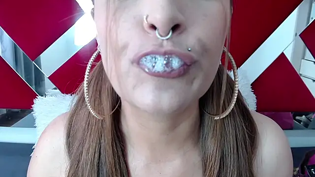 Snapshot of nicollewayne10 chatting on October 2025 06:27:02 PM nicollewayne10 online show from October 2025 06:27:02 PM