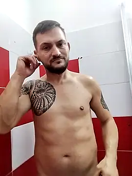 Snapshot of iurinicola chatting on January 2026 02:25:01 AM iurinicola online show from January 2026 02:25:01 AM