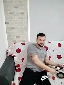 Snapshot of iurinicola chatting on January 2026 09:38:02 PM iurinicola online show from January 2026 09:38:02 PM