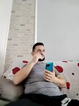 Snapshot of iurinicola chatting on January 2026 11:01:01 AM iurinicola online show from January 2026 11:01:01 AM