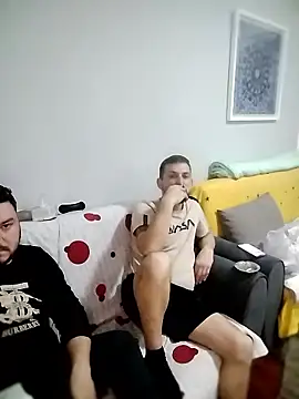 Snapshot of iurinicola chatting on January 2026 09:09:01 PM iurinicola online show from January 2026 09:09:01 PM