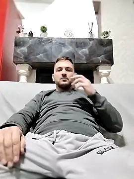 Snapshot of iurinicola chatting on March 2026 08:36:02 PM iurinicola online show from March 2026 08:36:02 PM