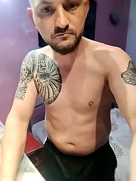 Snapshot of iurinicola chatting on March 2026 10:15:01 PM iurinicola online show from March 2026 10:15:01 PM