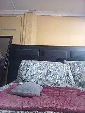 JuicyMilkyTizzy online show from July 2026 12:11:01 PM