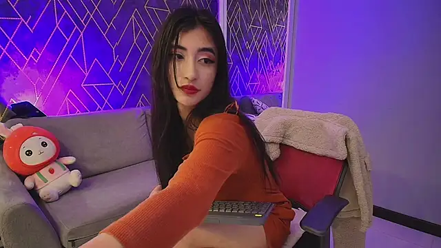 Snapshot of Tahara_Romanov chatting on March 2025 12:25:01 PM Tahara Romanov online show from March 2025 12:25:01 PM
