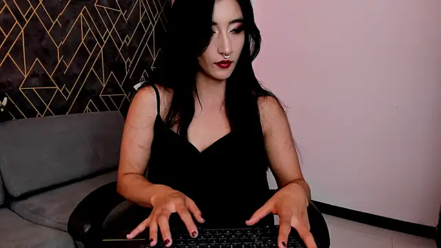 Tahara Romanov online show from February 2026 05:44:02 PM