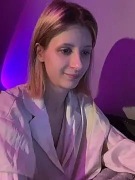 amorearte m online show from March 2025 06:12:01 PM