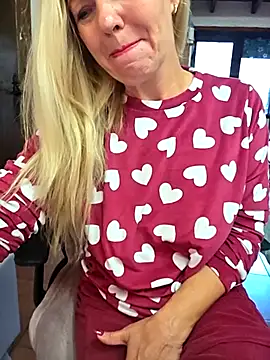 Melody73 online show from March 2026 08:19:01 AM