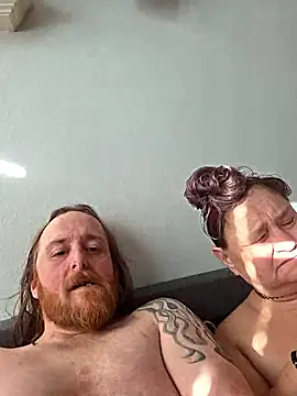 SpnzTnT online show from February 2026 10:02:02 PM