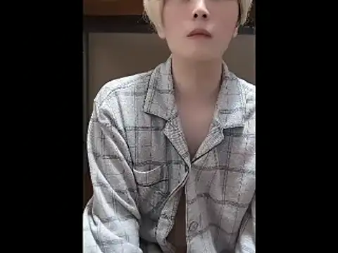 Snapshot of mgnhiroyuki chatting on November 2025 08:58:02 AM mgnhiroyuki online show from November 2025 08:58:02 AM