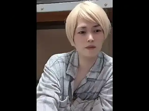 Snapshot of mgnhiroyuki chatting on December 2025 09:29:02 AM mgnhiroyuki online show from December 2025 09:29:02 AM