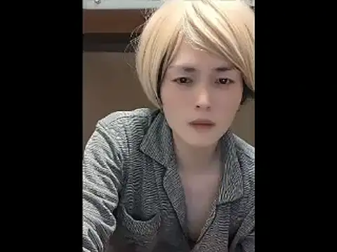 Snapshot of mgnhiroyuki chatting on February 2026 08:33:01 AM mgnhiroyuki online show from February 2026 08:33:01 AM