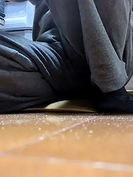 Snapshot of mgnhiroyuki chatting on February 2026 05:04:01 AM mgnhiroyuki online show from February 2026 05:04:01 AM