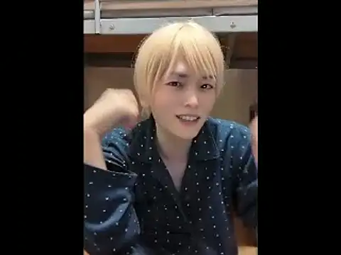 Snapshot of mgnhiroyuki chatting on February 2026 09:28:02 AM mgnhiroyuki online show from February 2026 09:28:02 AM