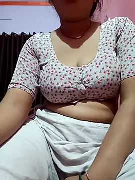 Snapshot of Beautiful_Puja chatting on March 2025 04:28:02 PM Beautiful Puja online show from March 2025 04:28:02 PM