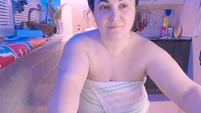 SoftLia online show from February 2025 11:48:01 PM