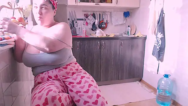 SoftLia online show from February 2025 11:44:02 AM