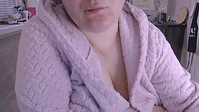 SoftLia online show from September 2025 10:15:02 PM