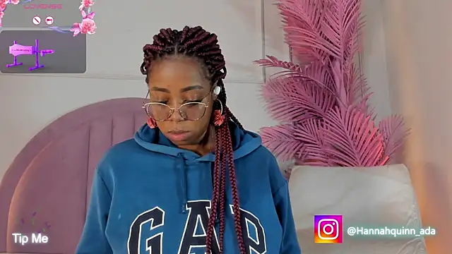 Hanaahquinn online show from April 2026 11:46:02 AM