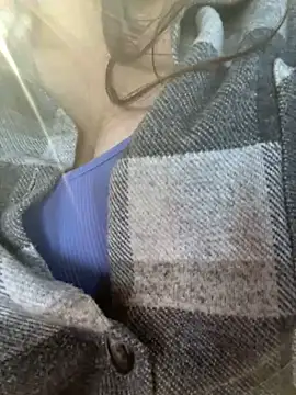 Snapshot of HannaJohnson chatting on September 2025 05:50:01 AM HannaJohnson online show from September 2025 05:50:01 AM