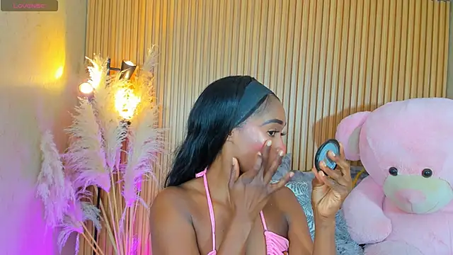 AlexiaAbbey online show from April 2026 09:39:33 PM