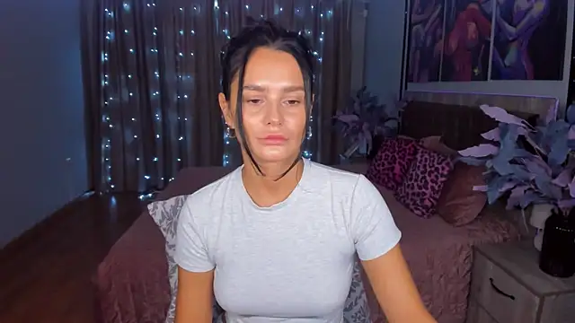 DanaSincere online show from September 2025 05:40:01 AM