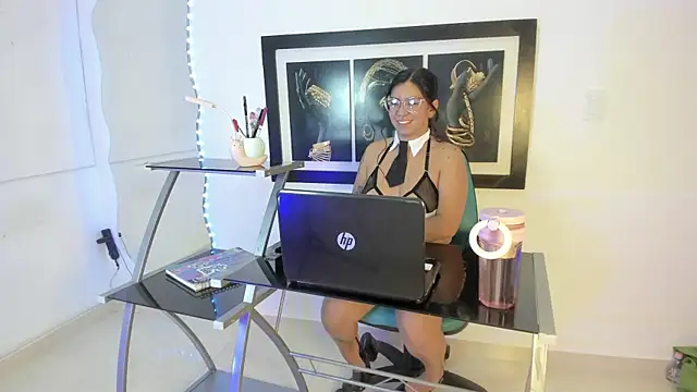 emilyy cooperr online show from September 2025 12:27:02 PM