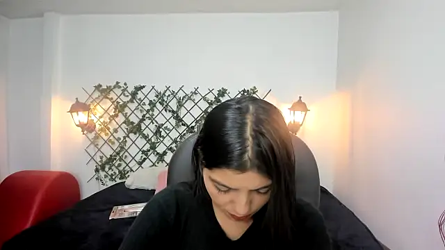 issa  nassar online show from November 2025 01:34:02 PM